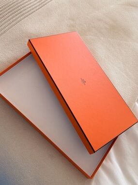 Authentic Hermès Empty Gift Box – Large